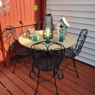 Sale Photo Thumbnail #120: Patio Table 