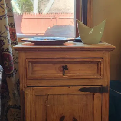Sale Photo Thumbnail #34: Primitive End Table 