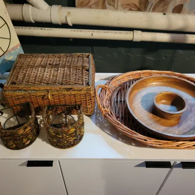 Sale Photo Thumbnail #95: Baskets 