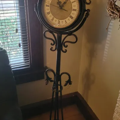 Sale Photo Thumbnail #9: Floor Clock 