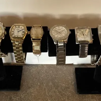 Sale Photo Thumbnail #131: Watches 