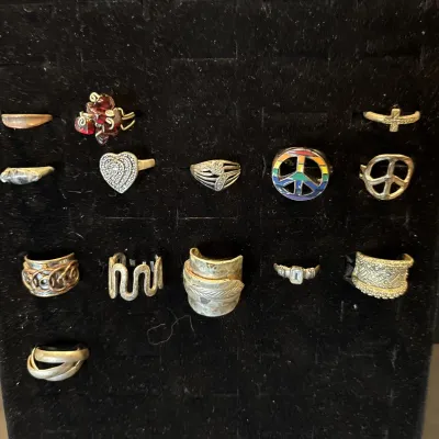 Sale Photo Thumbnail #130: Jewelry 