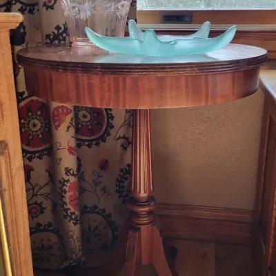 Sale Photo Thumbnail #42: Pedestal Table and Glassware 
