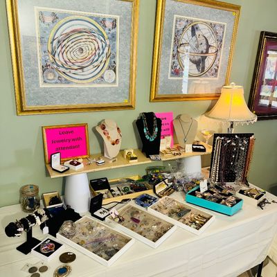 Sale Photo Thumbnail #14