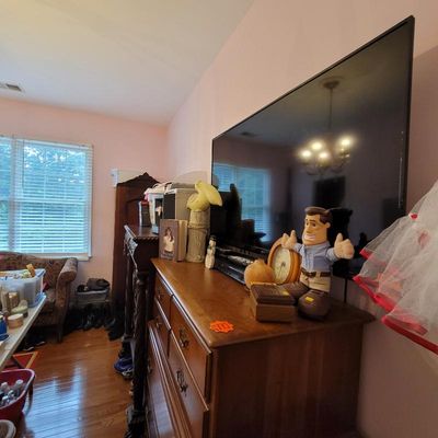 Sale Photo Thumbnail #204