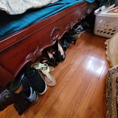 Sale Photo Thumbnail #137