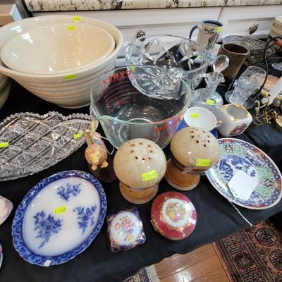 Sale Photo Thumbnail #596