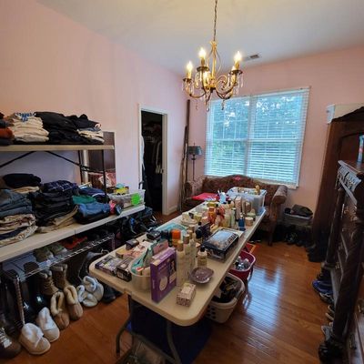 Sale Photo Thumbnail #203