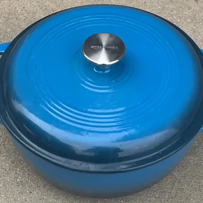 Amazon Basics 4.3 Qt Blue Enamel Cast Iron Dutch Oven