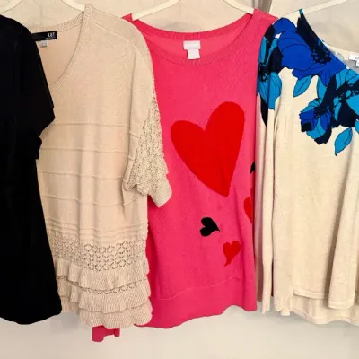 
(4) Ladies Sweaters And Shirt - St. John's Bay, Cut, Chicos Size 1