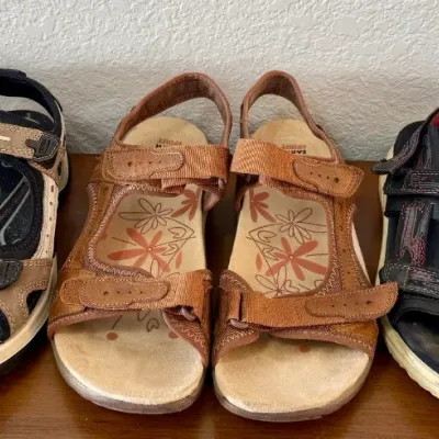 
(2) Pairs Of Ecco Size 40 Sandals, Earth Spirit Size 10 Sandals