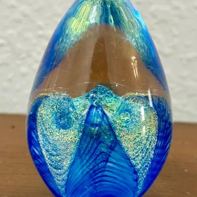 Vintage Glass Eye Studio Hand Blown Art Glass Egg Paper Weight