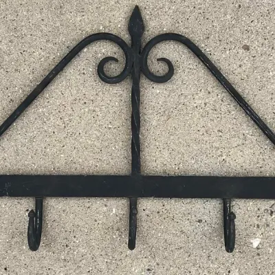 Black Wrought Iron Five Hook Wall Hanging Coat And Hat Rack Made In India