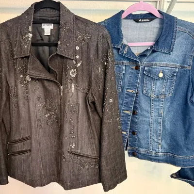 Chicos Size 2 Black Jean Jacket With Beads (as Is), D. Jeans Size Small Jean Jacket