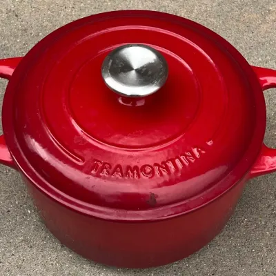 Tramontina 3.5 Qt Red Enamel Cast Iron Dutch Oven (as Is)