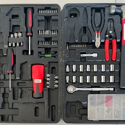 Partial Diamond Portable Tool Set With Plastic Case