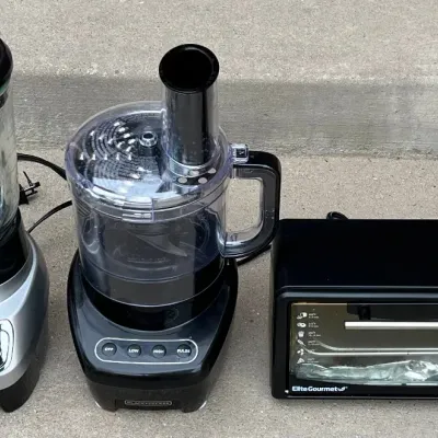 Black & Decker Blender BL1230 And Food Processor With Elite Gourmet Toaster Oven Model ETO236