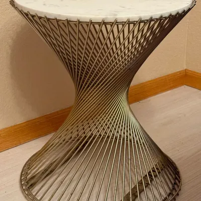 MH Exports Marble Top And Twist Gold Tone Metal Base Side Table