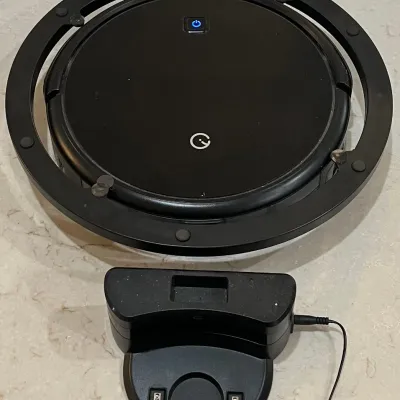 
Yeedi Model K602G Vacuum Cleaner With Charging Station