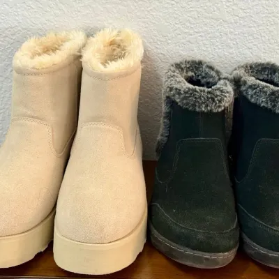 
(2) Pairs Of Ladies Lined Winter Boots Size 10- Time And Tru, Khonbu