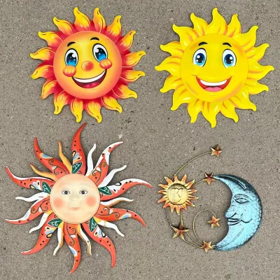 
(4) Metal Sun And Moon Wall Hangings