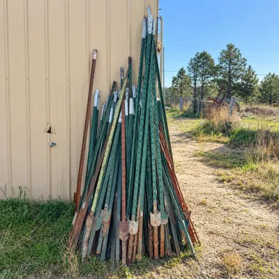 G large assortment of t posts