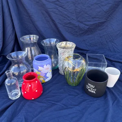 Ld 10 piece decorative vase planter lot