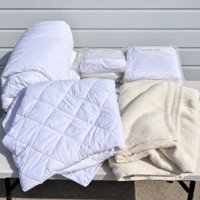 B complete queen bedding set