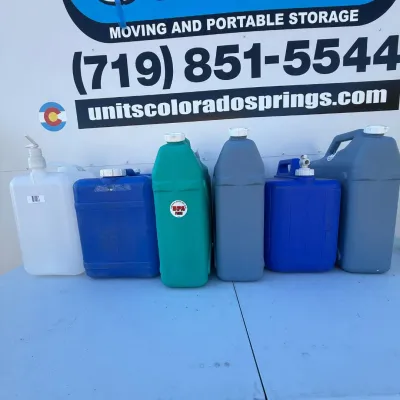 G set of 6 durable water cans