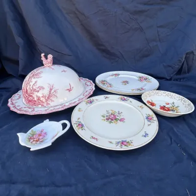 Hd rooster covered platter