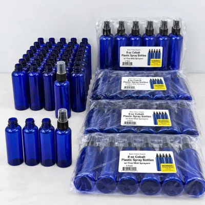 B assortment new plastic spray bottles