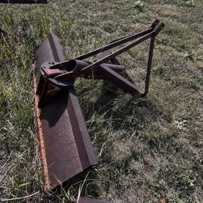 C vintage 3 point tractor rear grader blade