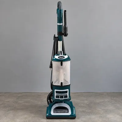 E shark professional upright vacuum cleaner