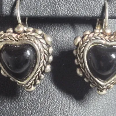 Vintage Silver tone Mesh Necklace & black heart Earrings