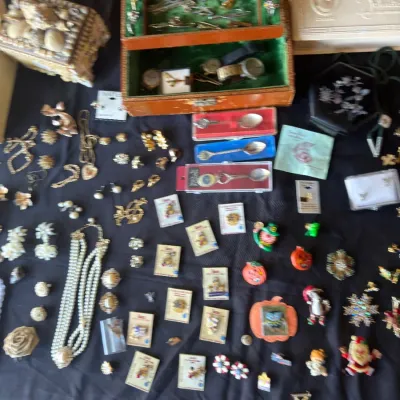 Sale Photo Thumbnail #115