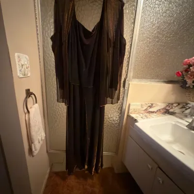 Sale Photo Thumbnail #313