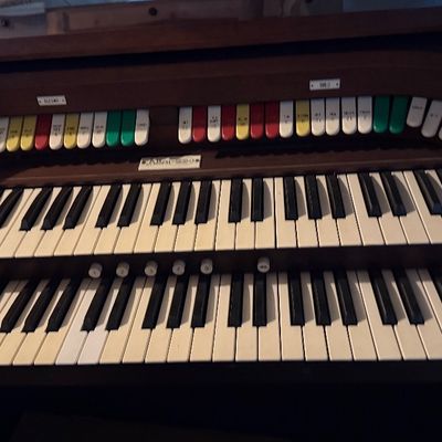 Sale Photo Thumbnail #175: Vintage Allen electronic organ keyboard console.