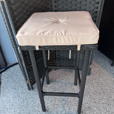 Sale Photo Thumbnail #43: Bar Height Stool