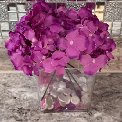 Sale Photo Thumbnail #38: Artificial Floral Arrangement
