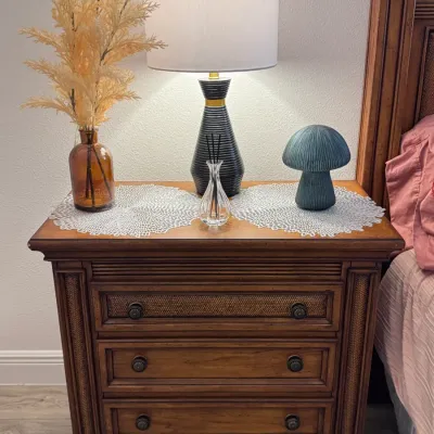 Sale Photo Thumbnail #118: Broyhill Queen Size Bed, Night Stand and Chest of Drawers