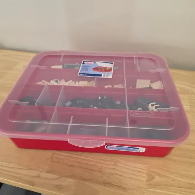 Assorted Lego Bricks & Accessories in Case (G-JS)