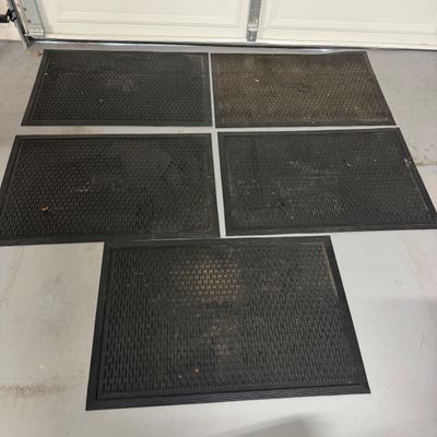 Assorted Outdoor Doormats (G-MG)