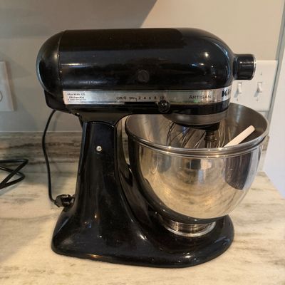 KitchenAid Artisan Stand Mixer (K-MG)
