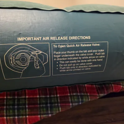 Aero Minute Bed Sport Inflatable Queen Air Mattress w/ Pump (BB-JS)