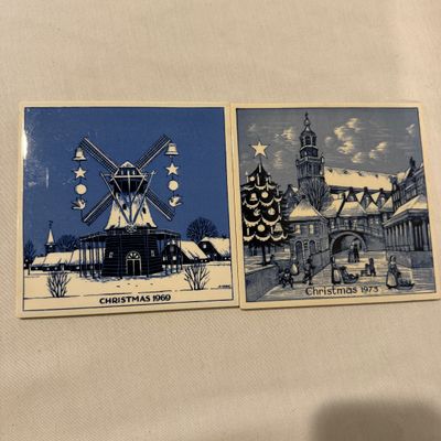 Delft Ceramic Christmas Tiles & Delft Style 835 Necklace (BLR-MG)