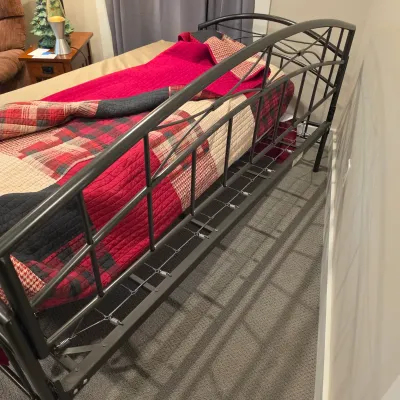 Hillsdale Furniture Black Metal Daybed w/ Trundle (BLR-JS)
