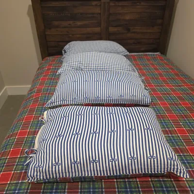 Rustic Dark Wood Queen Bed Frame w/Headboard & Footboard (BB-JS)