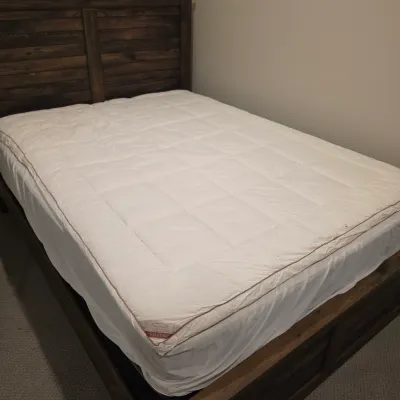Rustic Dark Wood Queen Bed Frame w/Headboard & Footboard (BB-JS)