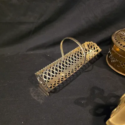 Brass Trinkets, Boxes, Bookends & More (G-JS)