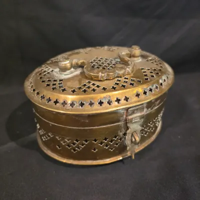 Brass Trinkets, Boxes, Bookends & More (G-JS)